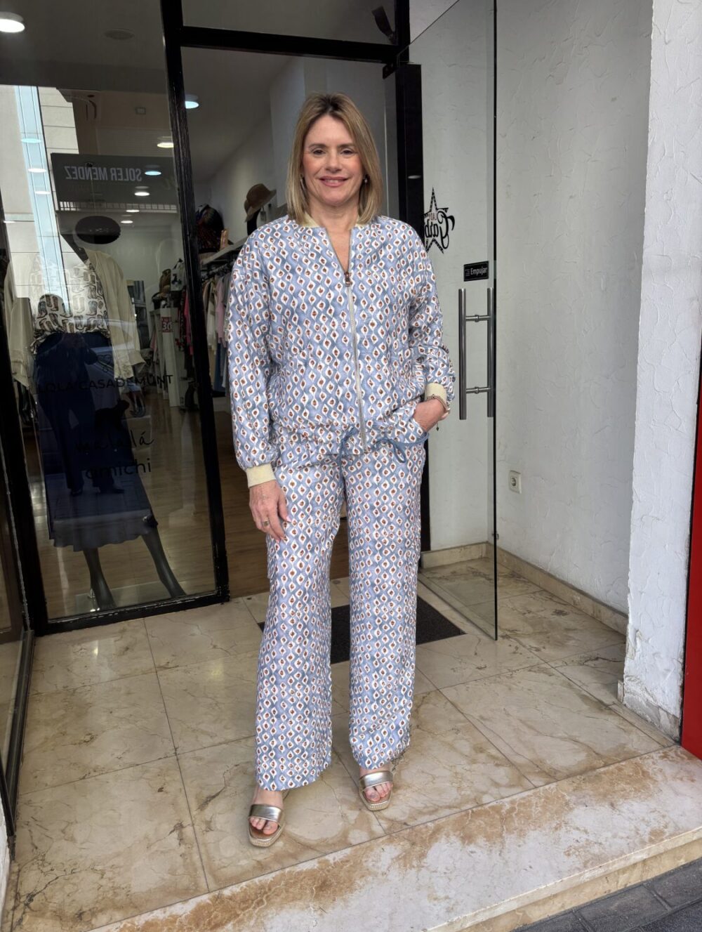 Alternative view of Conjunto Brisa Geométrica Amichi