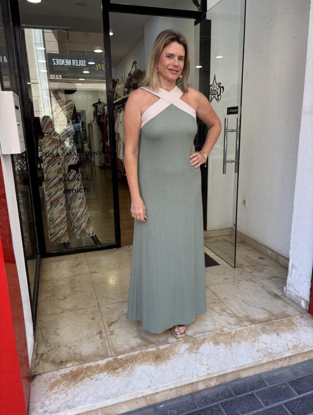 Vestido Elegant Flow Amichi